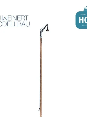 Nicht verpassen - Lampadaire de gare sur poteau en bois avec potence en treillis HO Weinert 3320