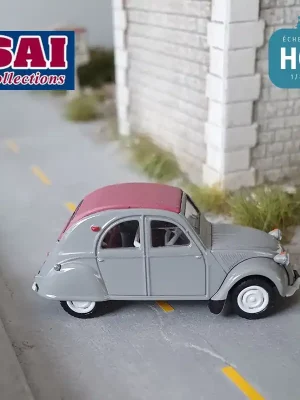 Profi-Qualität | Citroën 2 CV AZLP 1958, grise, capote fermée rouge grenat et sièges rouge HO SAI 6002