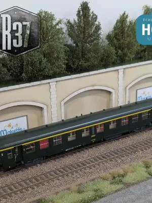Top-Deal | Voiture voyageurs USI A4t4 longue bogie Y24 verte SNCF Ep IVa avec éclairage HO R37 42519