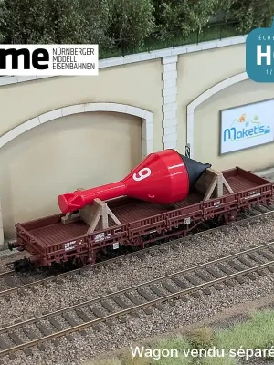 Chargement de bouée rouge sur support en bois HO NME 951100 - Neuzugang