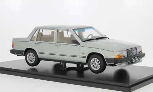 Neu eingetroffen - Volvo 760, hellgrün, 1995, 1 18, Triple 9 Collection