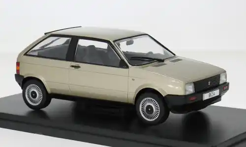 Fast ausverkauft | Seat Ibiza I, beige, 1984, 1 24, WhiteBox