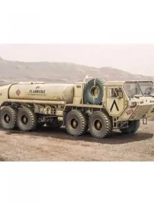 Begrenzte Stückzahl - Modell-LKW MEMTT M978 Zisterne - Italeri