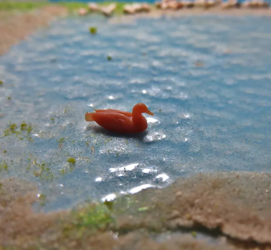 Versand noch heute | Klingenhöfer Miniaturen 0-TE14-E - Ente schwimmend einfarbig braun (1 45)