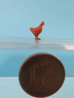 Brandneu | Klingenhöfer Miniaturen 0-TH03-1 - Huhn braun einfarbig H ca. 0,8 cm (1 45)