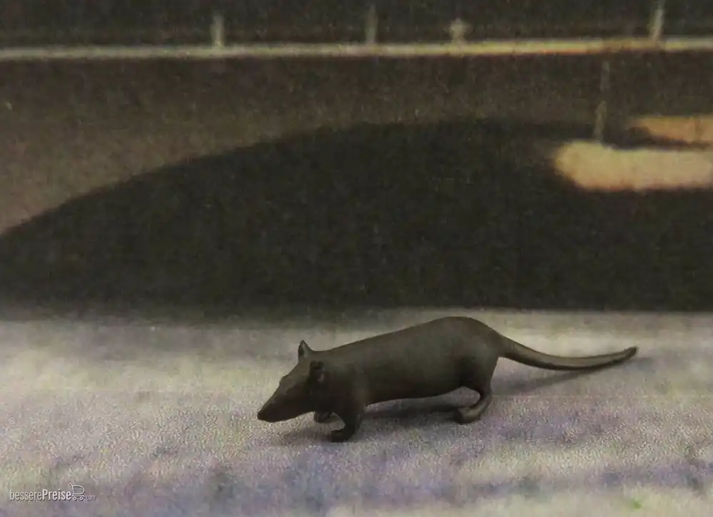 Kundenliebling | Klingenhöfer Miniaturen 0-TR00 - 3 Wanderratten ca. L 1 cm (1 45)